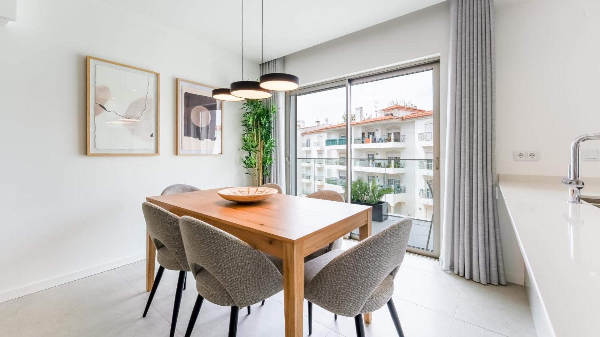 Modern 2br W Rooftop Pool & Parking By Lovelystay Lagos